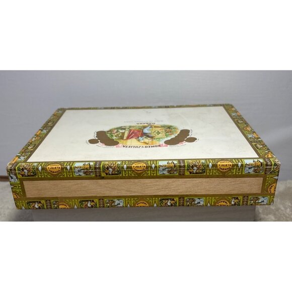 Romeo Y Julieta Wooden Cigar Box 25 Churchill Handmade Habanos Collectible - Picture 8 of 8